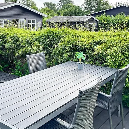 3 Bedroom Cozy In Feriehus