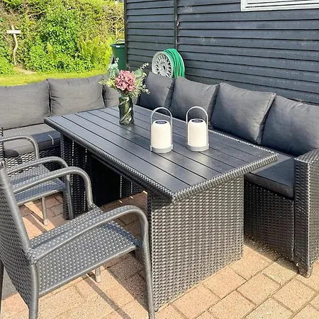 Vakantiehuis 3 Bedroom Cozy In