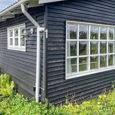 3 Bedroom Cozy In Feriehus Hejls