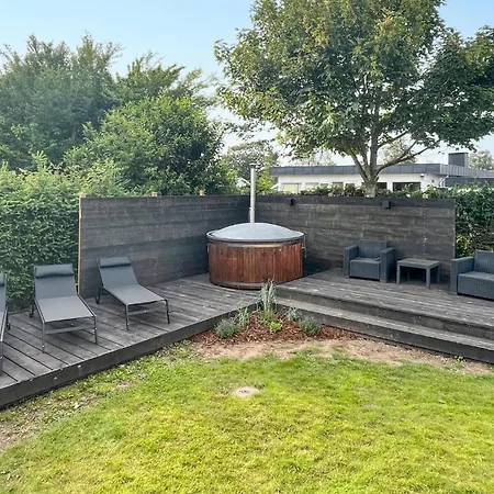 3 Bedroom Cozy In Hejls